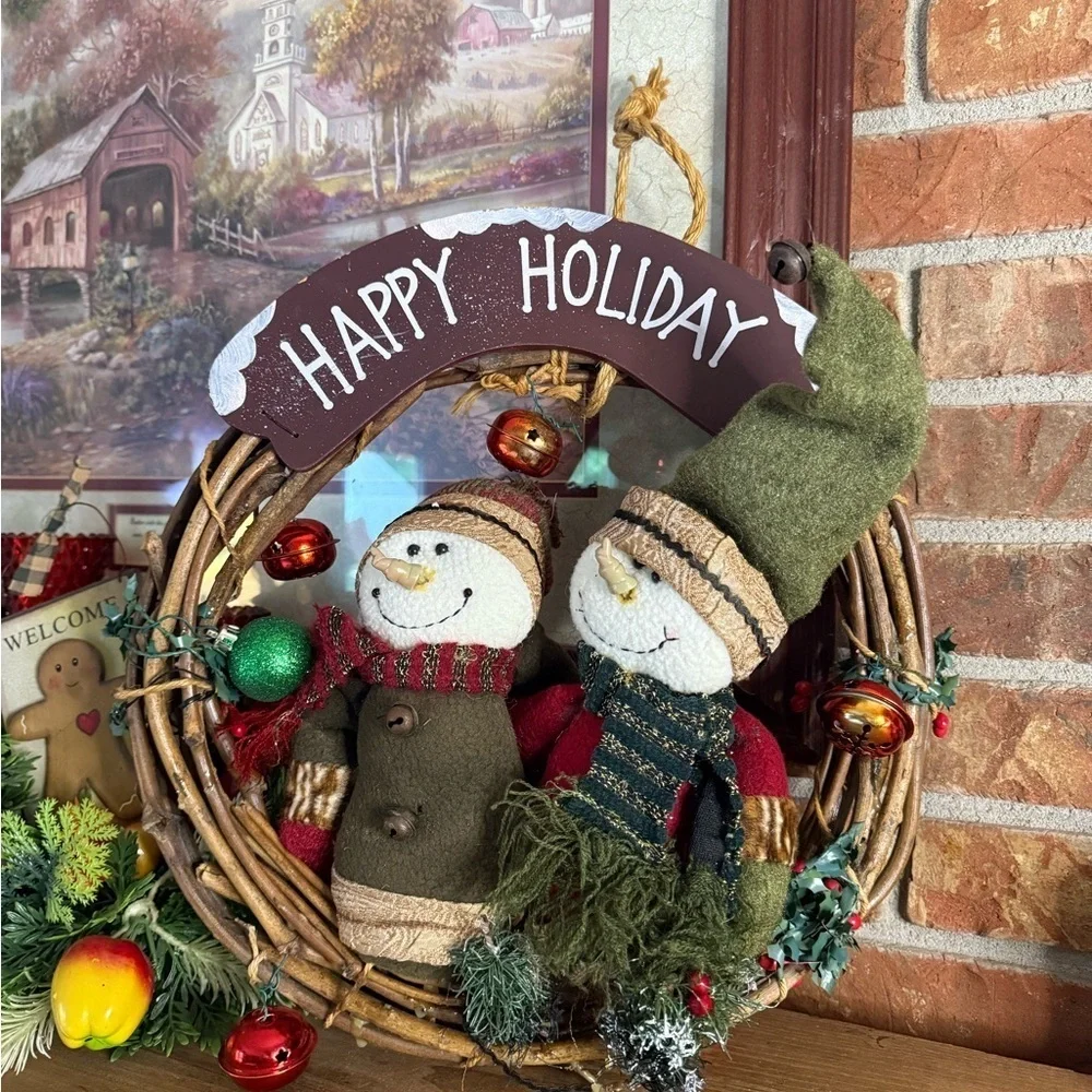 Handmade Vintage 1999 Festive Snowman Holiday Wreath - Green and Red